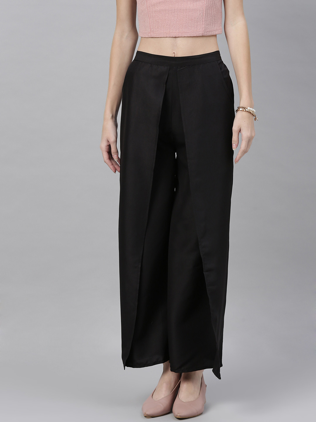 Shubhangini Fashion Women Black Solid Flared Palazzos