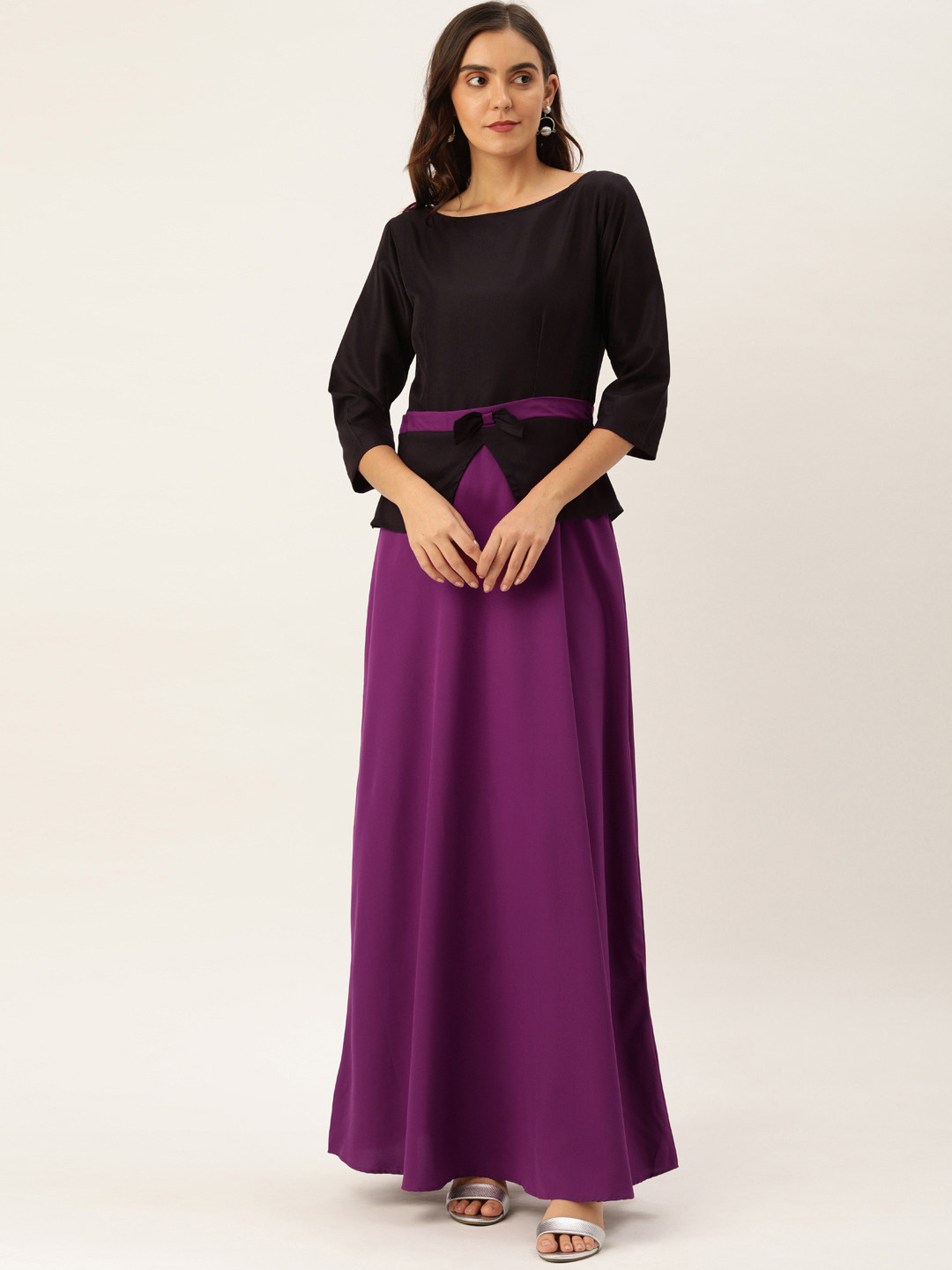 Shubhangini Fashion Women Black Colourblocked Maxi Dress