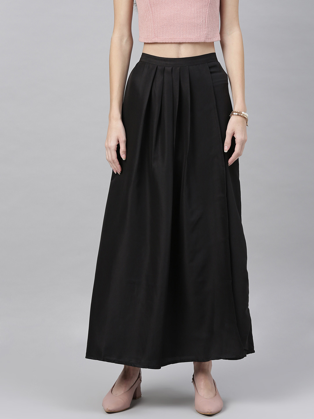 Shubhangini Fashion Woman's Black Solid Flared Skirt