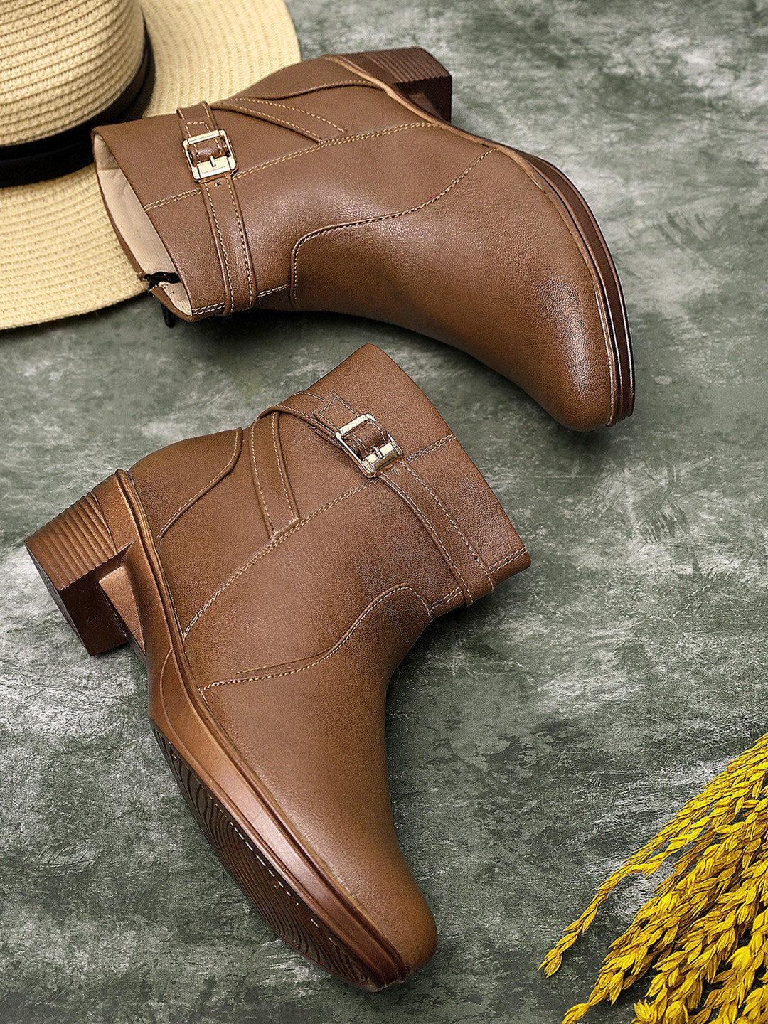 TRASE Women Brown Solid Heeled Boots