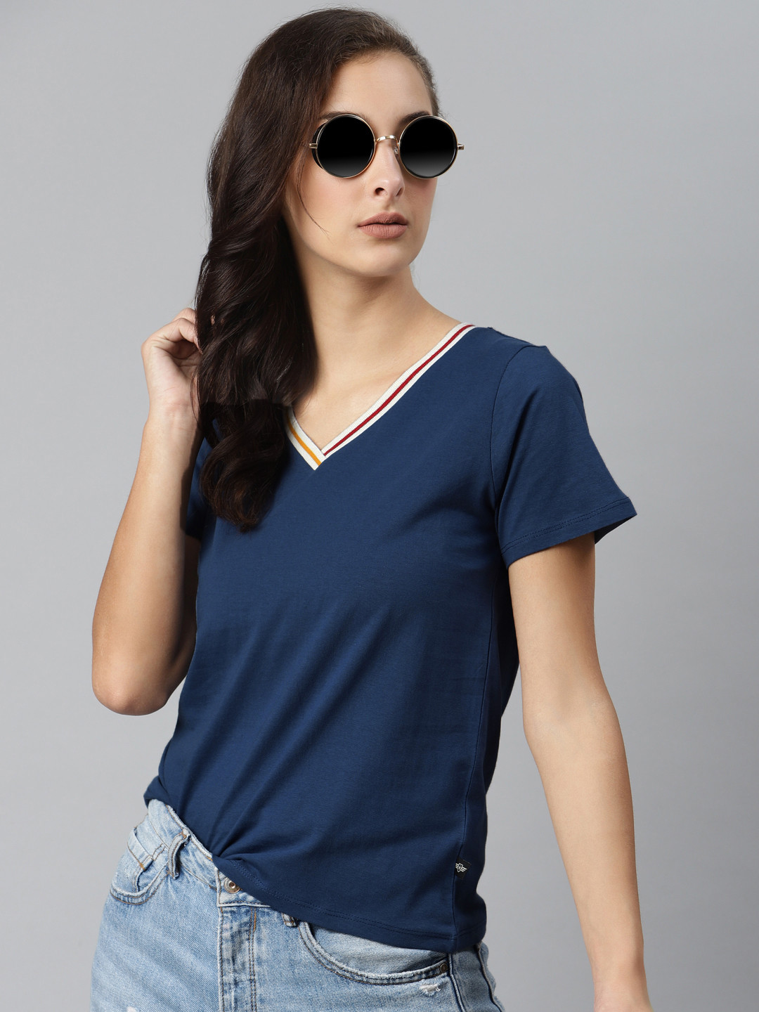The Roadster Lifestyle Co Women Blue Solid Pure Cotton V-Neck The Essential T-shirt