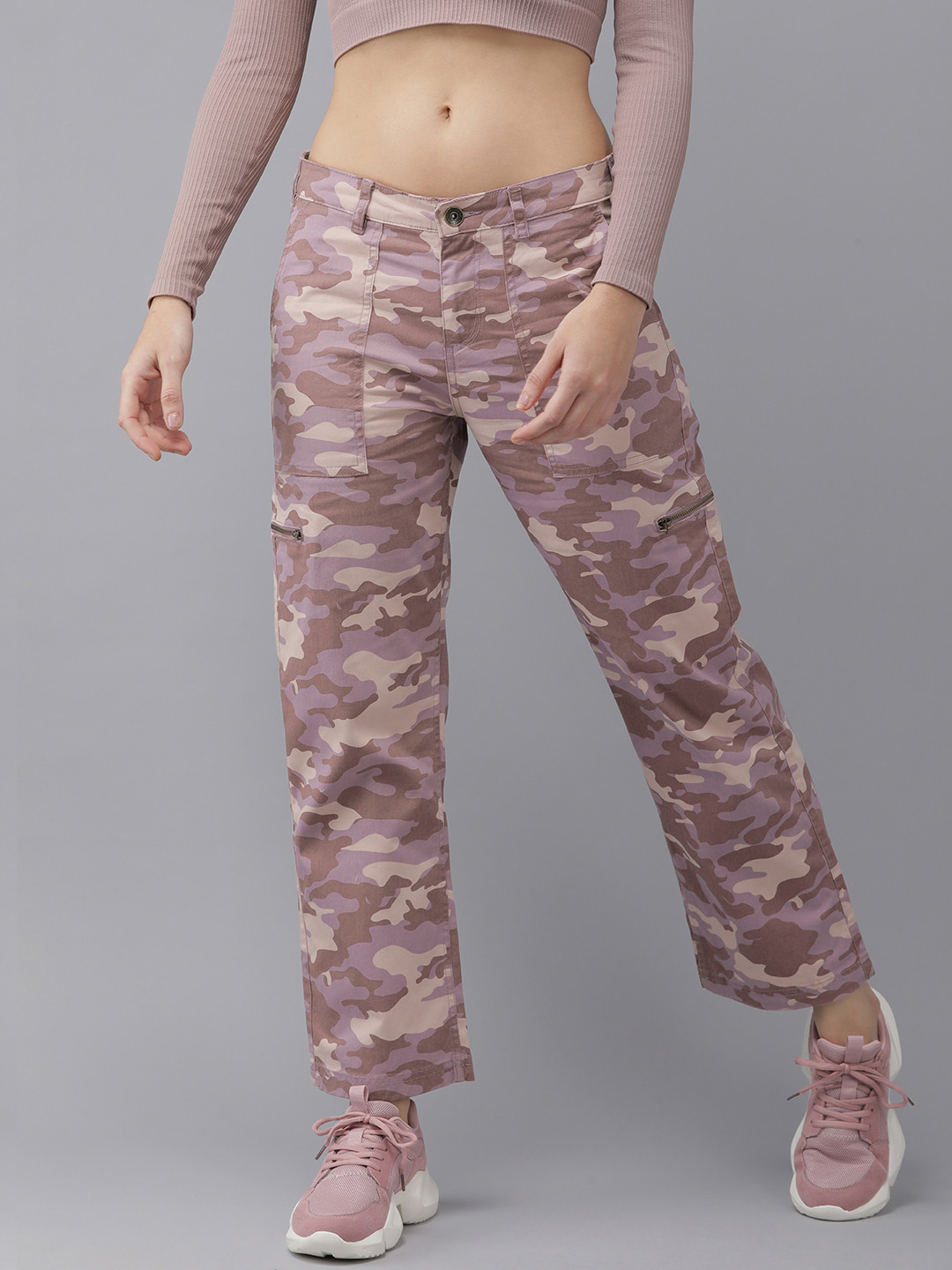 The Roadster Lifestyle Co Women Pink Camouflage Printed Cargos Trousers