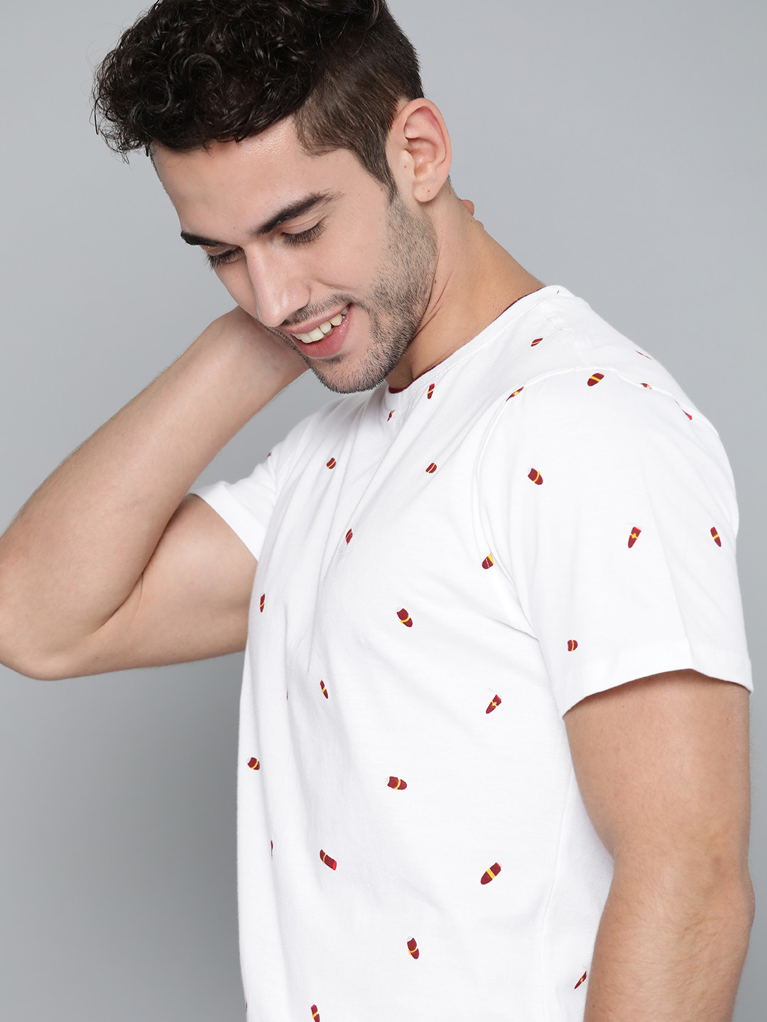 Mast  Harbour Men White Pure Cotton Printed Round Neck Pure Cotton T-shirt