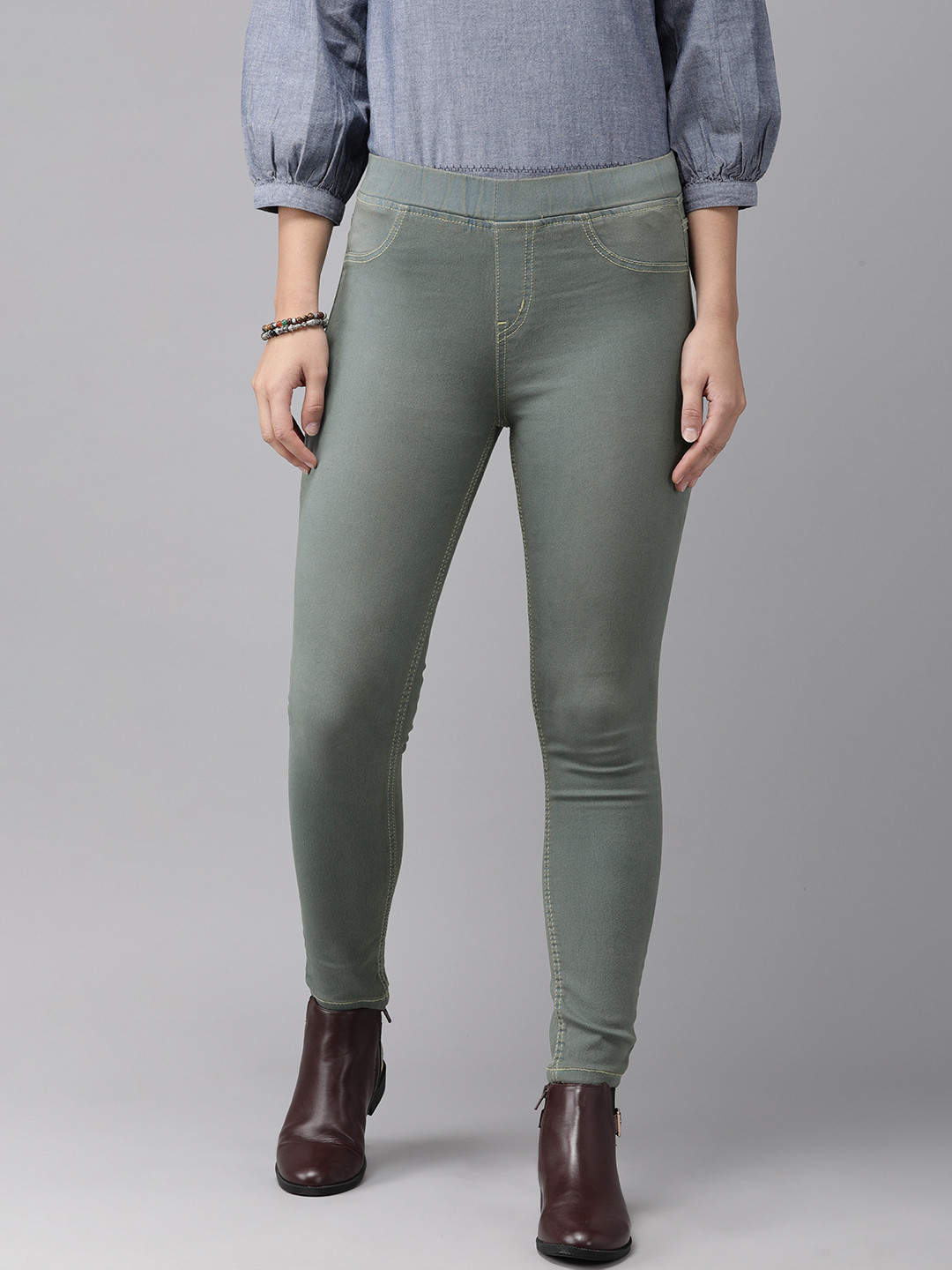 The Roadster Lifestyle Co Woman's Olive Green Solid Jeggings