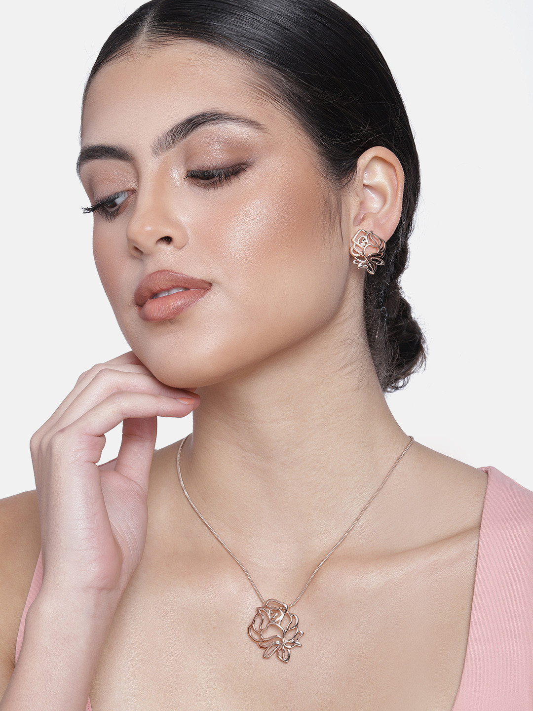 Estele Women Rose Gold-Plated Floral Handcrafted Jewellery Set