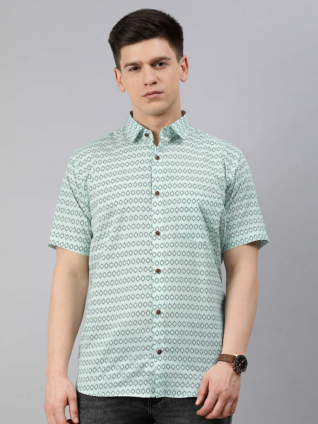 MILLENNIAL MEN Men White & Sea Green Regular Fit Printed Casual Shirt