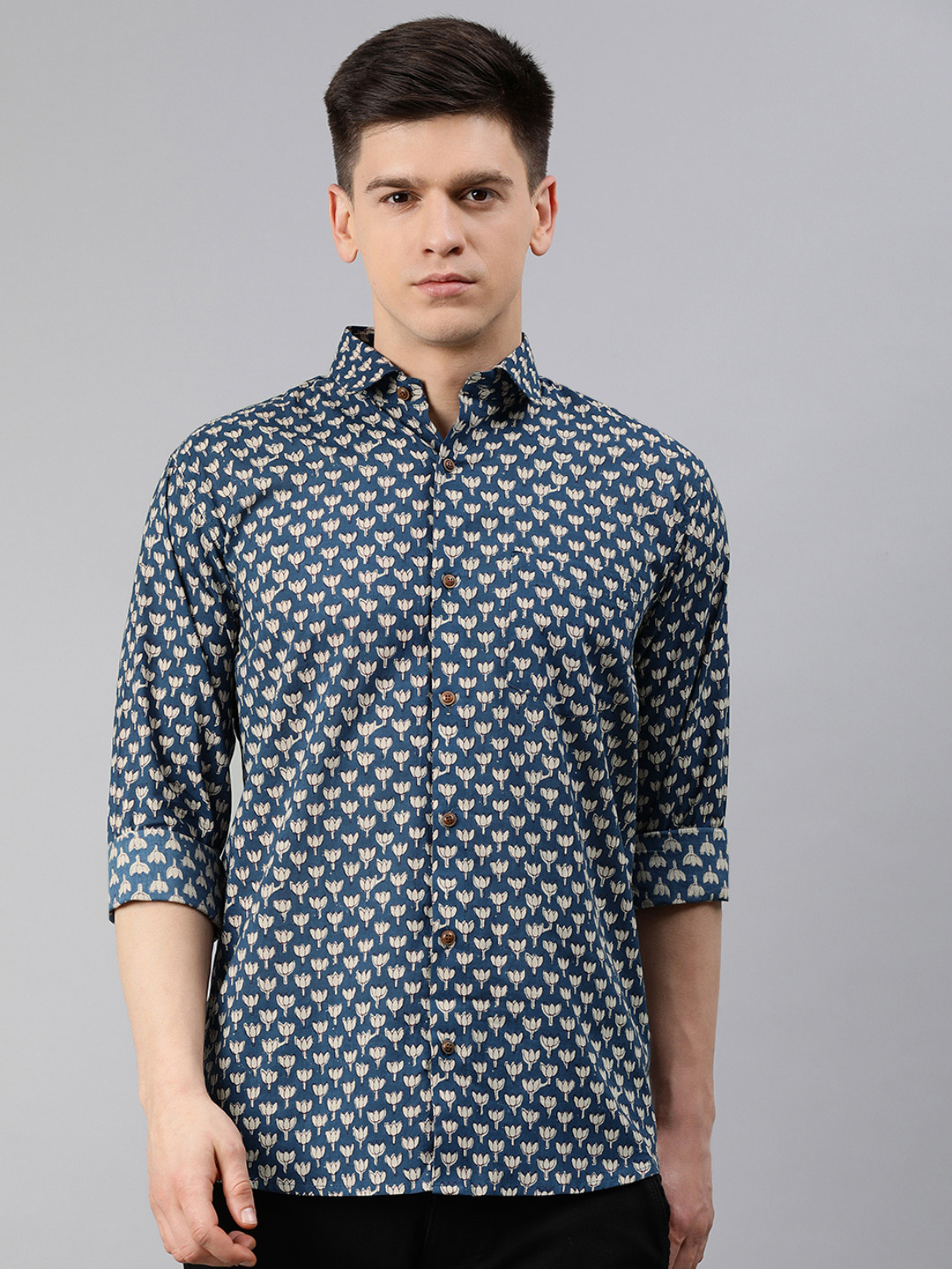 MILLENNIAL MEN Men Teal Blue & Off-White Regular Fit Floral Printed Casual Shirt