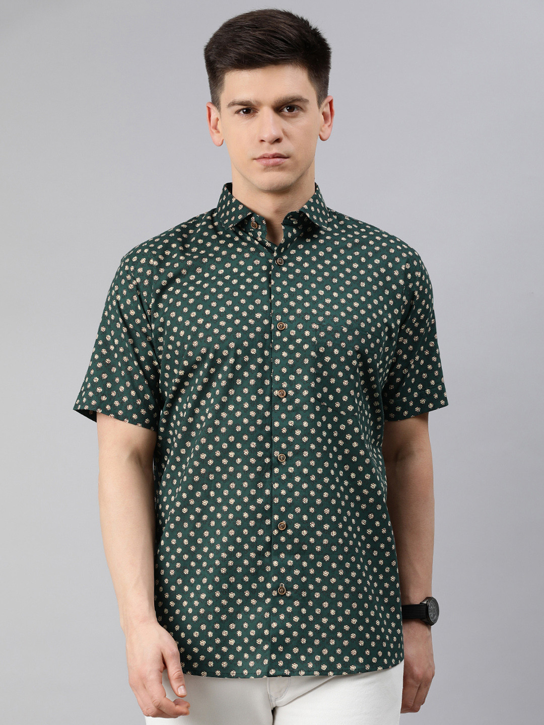 MILLENNIAL MEN Green Floral Printed Pure Cotton Regular Fit Casual Shirt