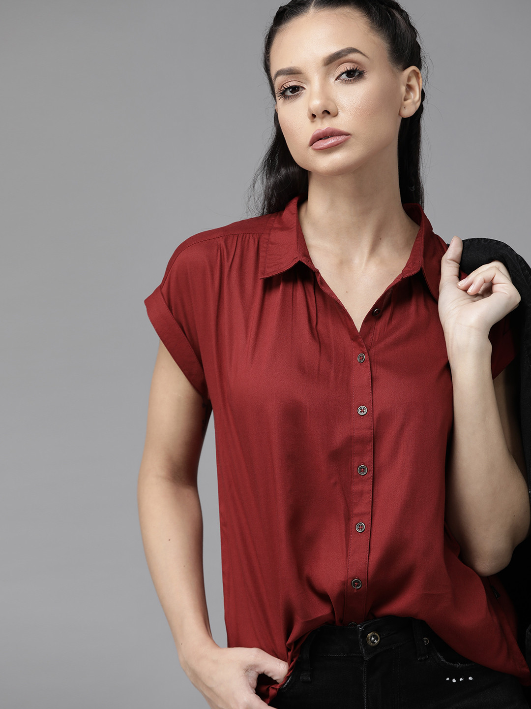 The Roadster Lifestyle Co Women ECOVERO Maroon Solid Boxy Shirt