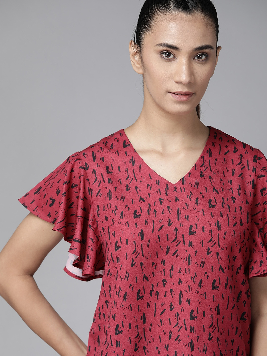 The Roadster Lifestyle Co Coral Red  Black   Recycled Polyester Flutter Sleeves Top