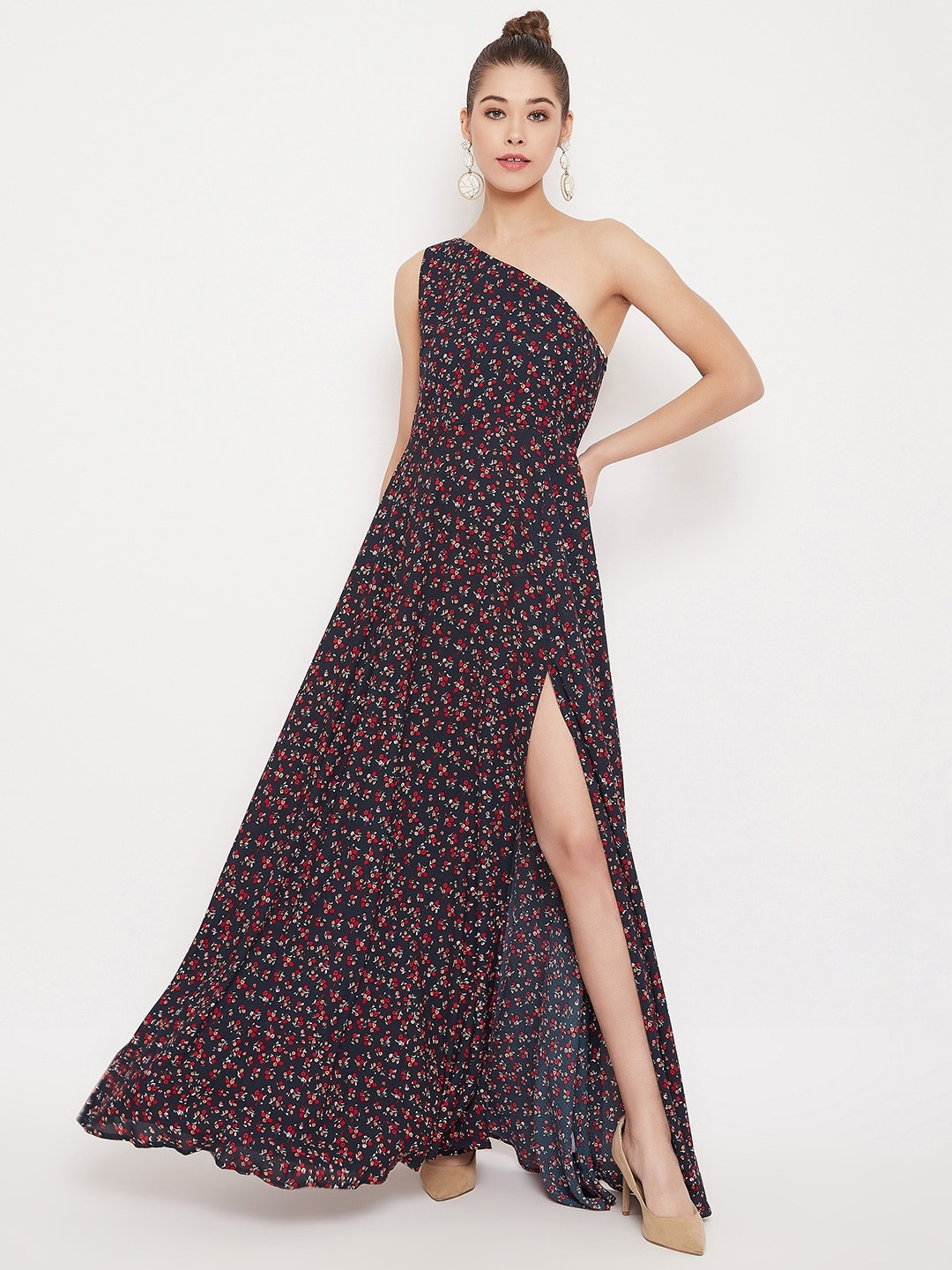 Berrylush Navy Blue Floral Printed Maxi Dress