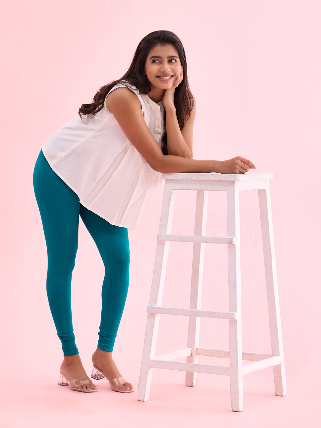 Go Colors Women Teal Green Solid Slim-Fit Ankle-Length Leggings