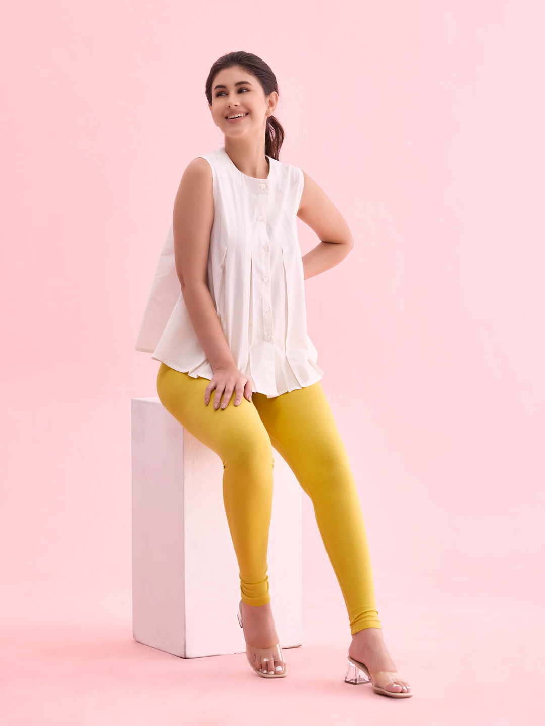 Go Colors Women Yellow Solid Slim-Fit Ankle-Length Leggings