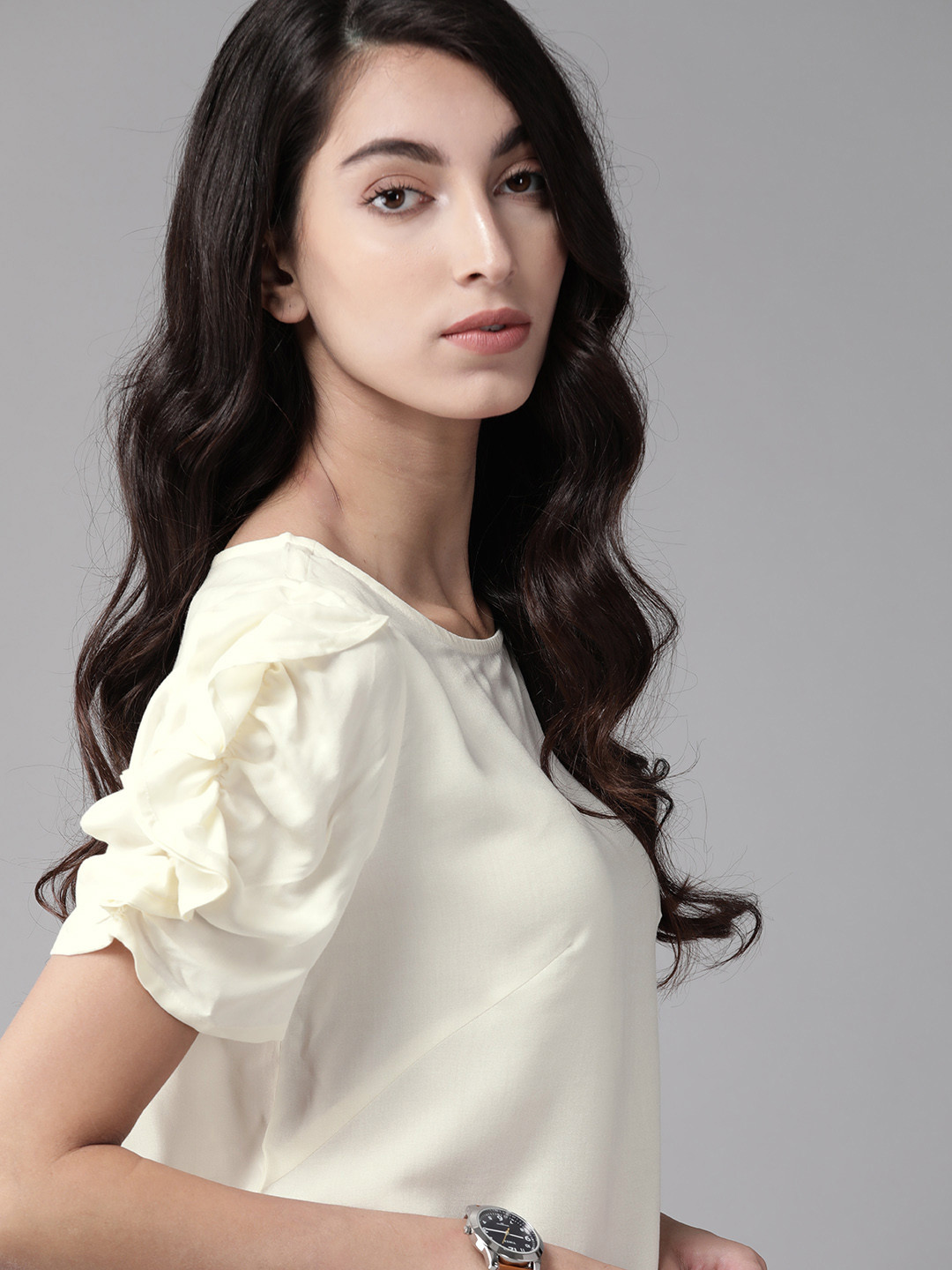 The Roadster Lifestyle Co Off White Puff Sleeves Regular Top