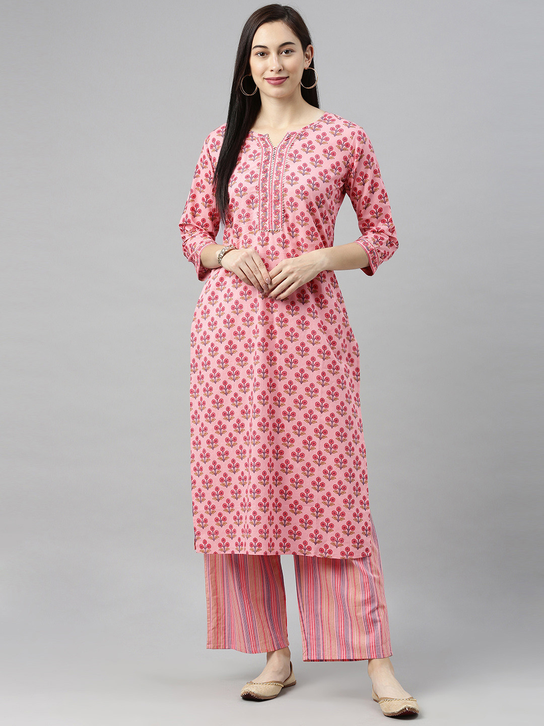 Blissta Women Pink & Navy Blue Printed Kurta with Palazzos