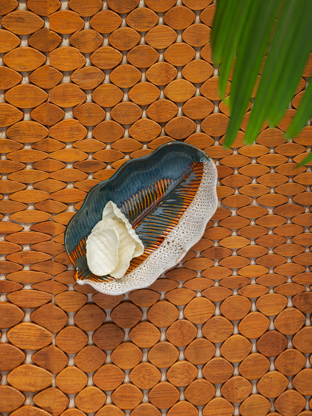 ExclusiveLane The Banana Leaf Hand-Glazed Ceramic Serving Platter