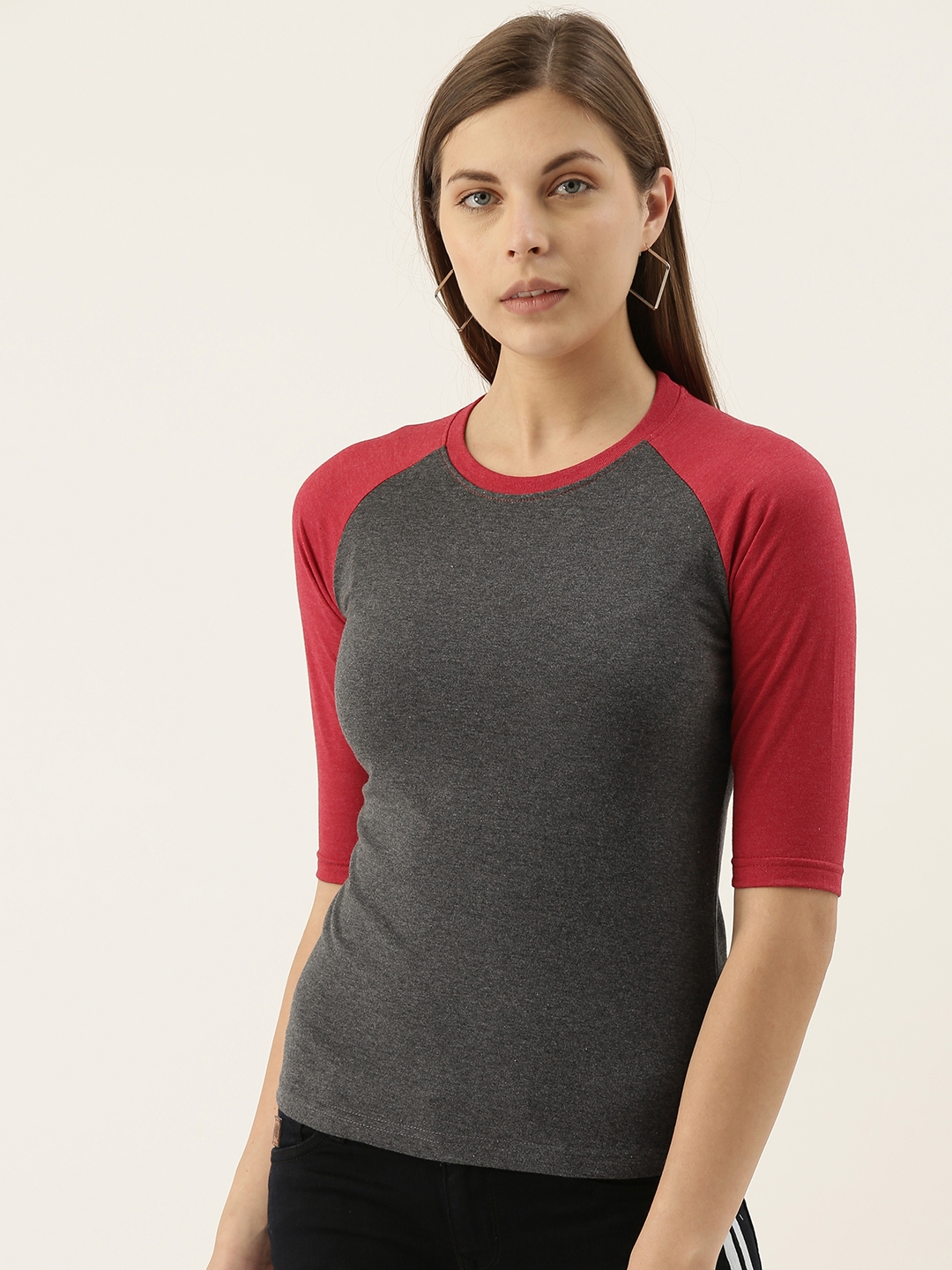Campus Sutra Women Charcoal Grey Solid Round Neck T shirt