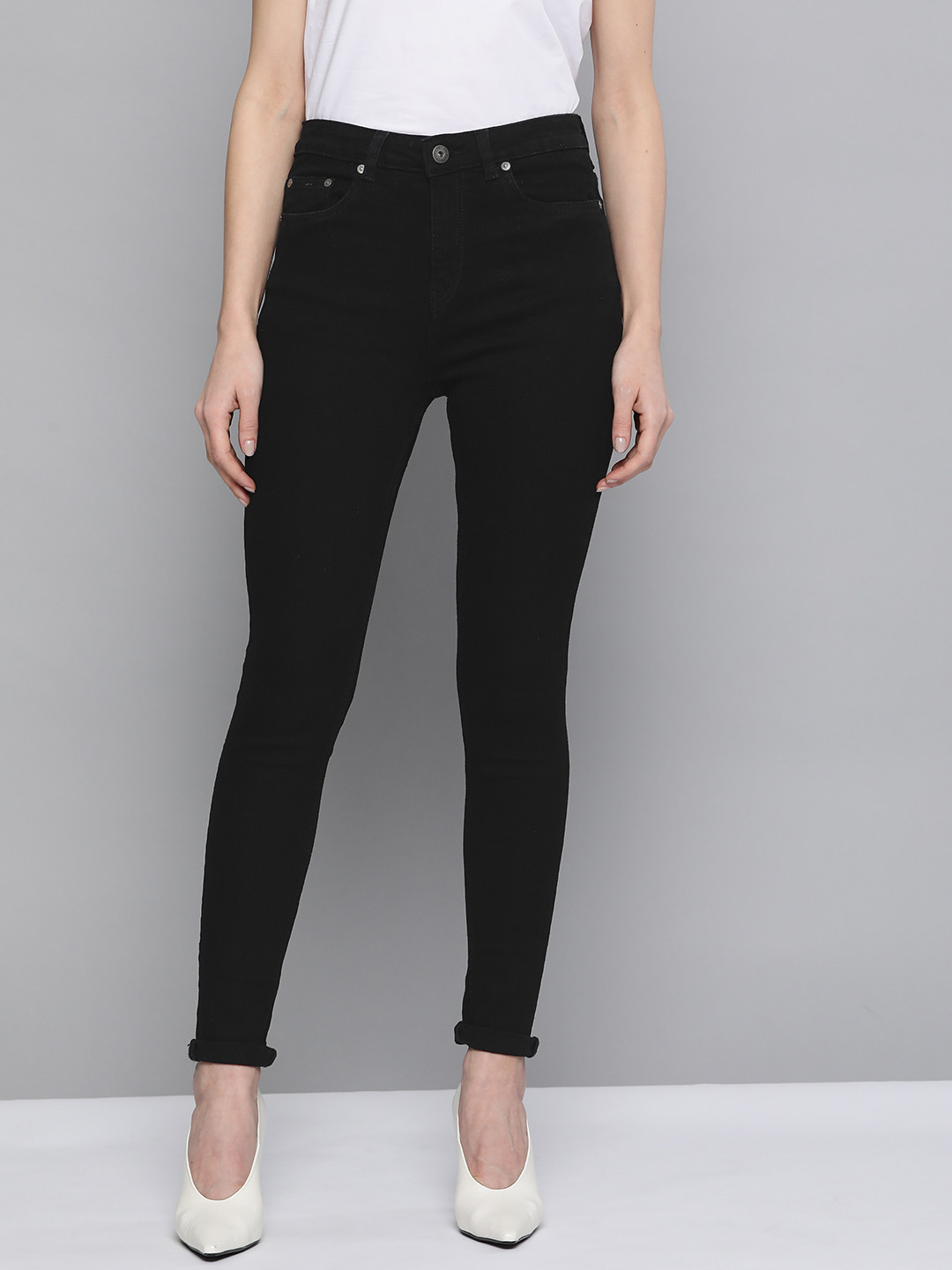 Chemistry Women Skinny Fit Mid-Rise Clean Look Stretchable Jeans
