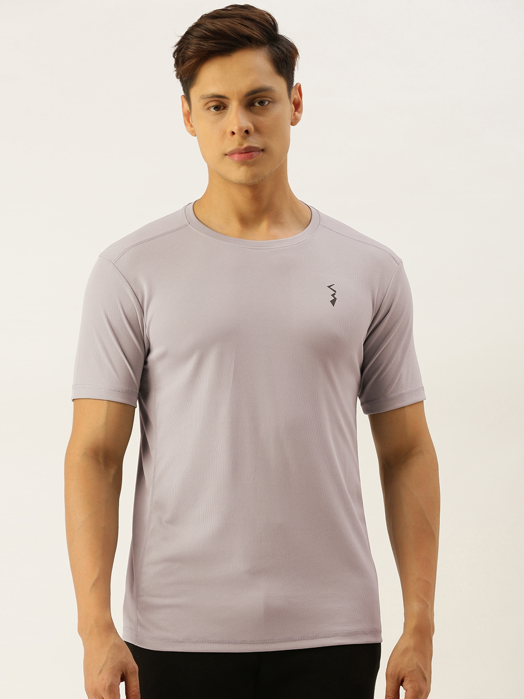 Campus Sutra Men Grey Solid Round Neck T shirt