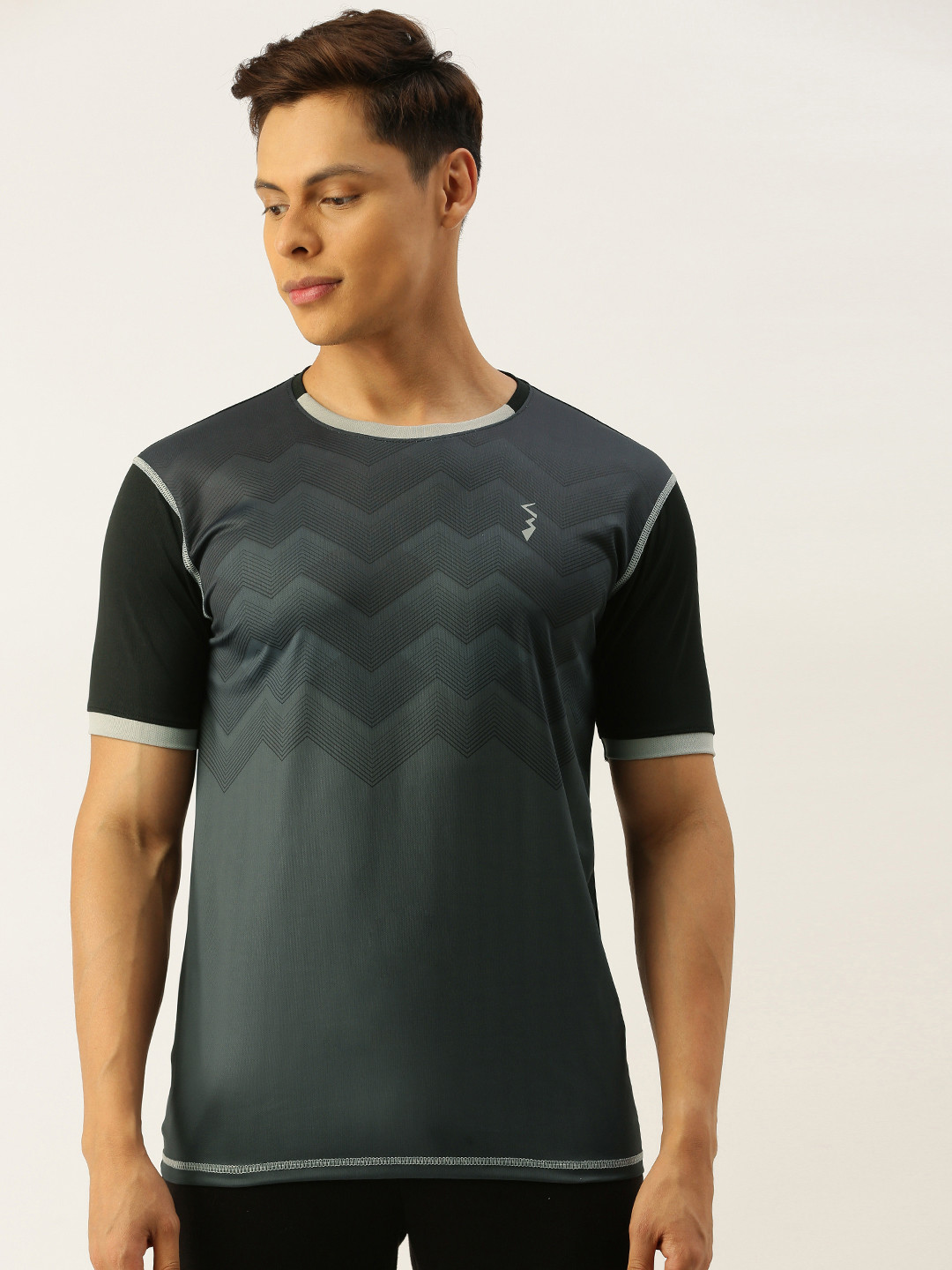 Campus Sutra Men Black & Blue Self Design Round Neck T-shirt