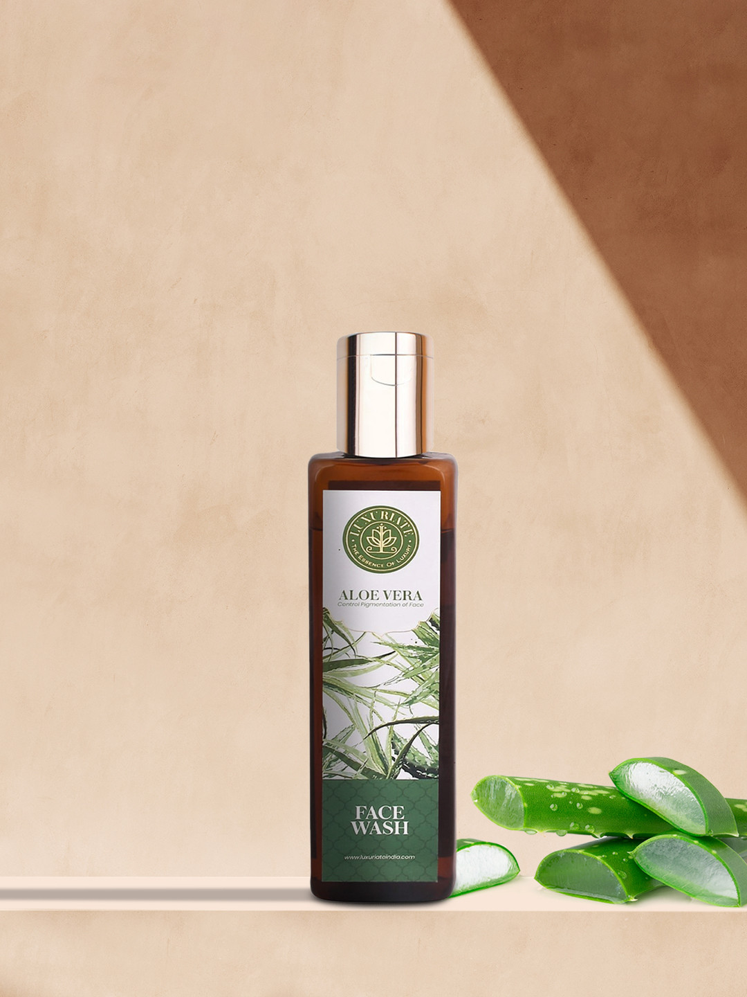 LUXURIATE Unisex Natural Herbal Aloe Vera Face Washgel Cleanser 100 ml