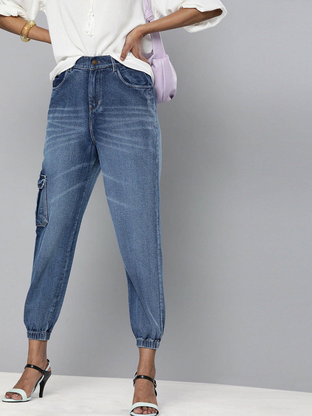 SASSAFRAS Women Jogger Fit High-Rise Light Fade Jeans