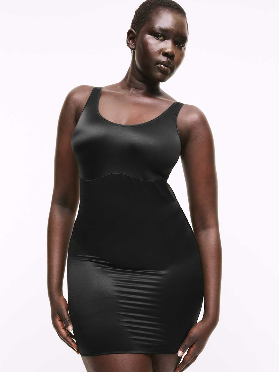 Marks & Spencer Women Black Solid Slimming Full Slip