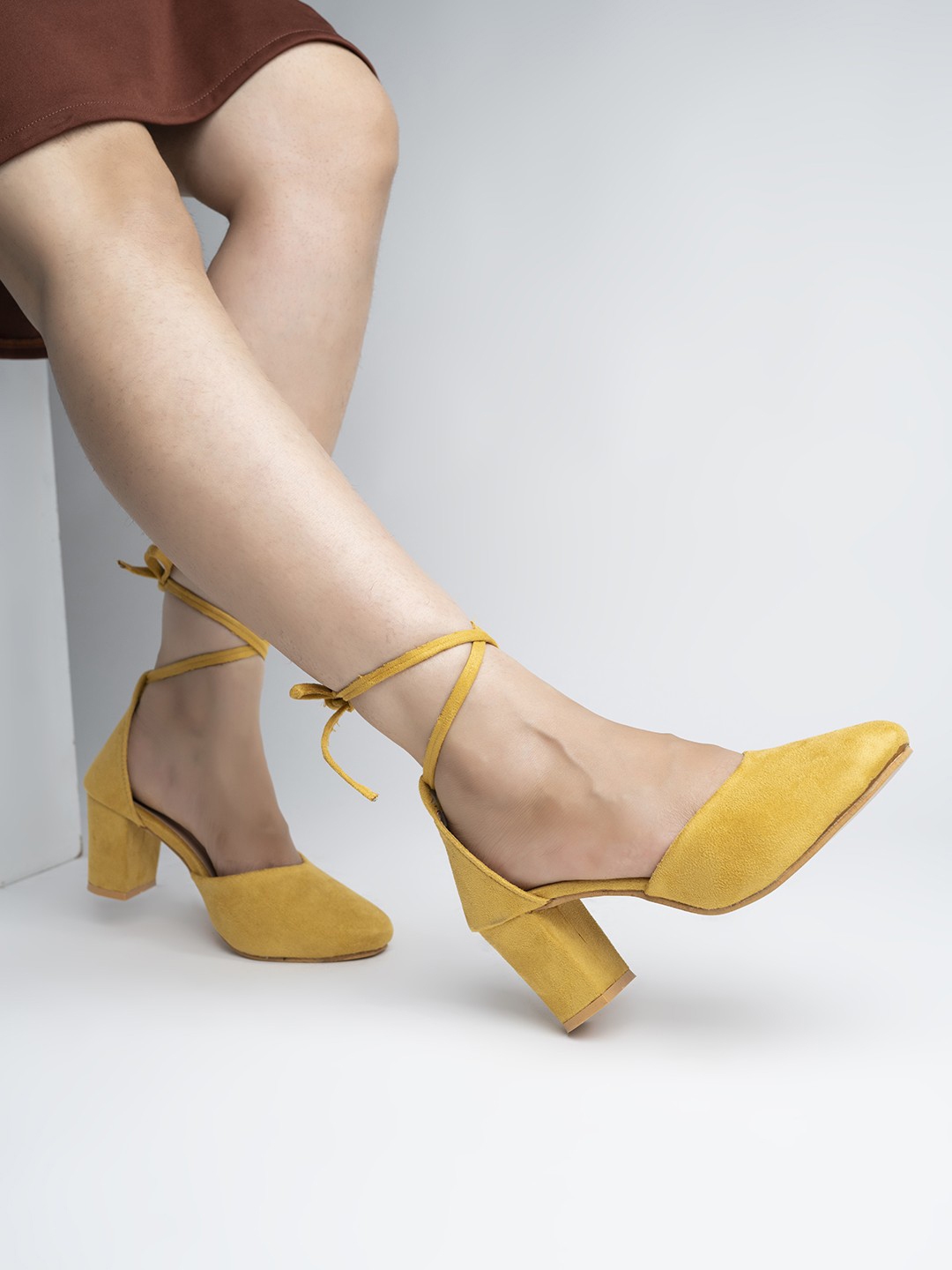 Yellow block heel discount pumps