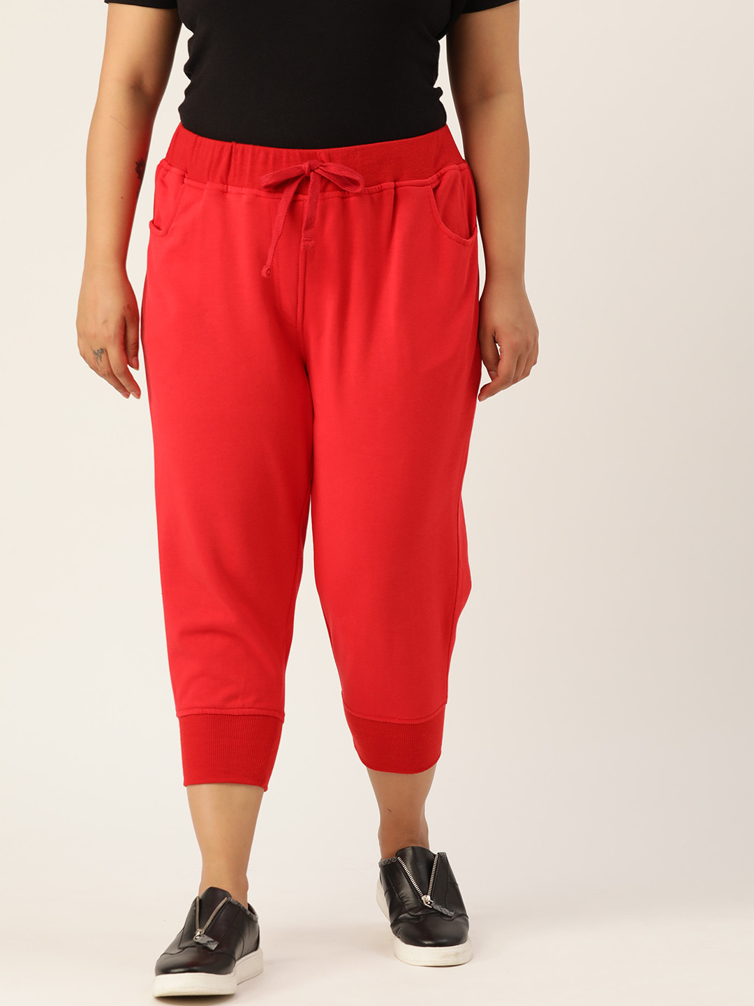 Rute Women Plus Size Red Solid Knitted Cropped Joggers