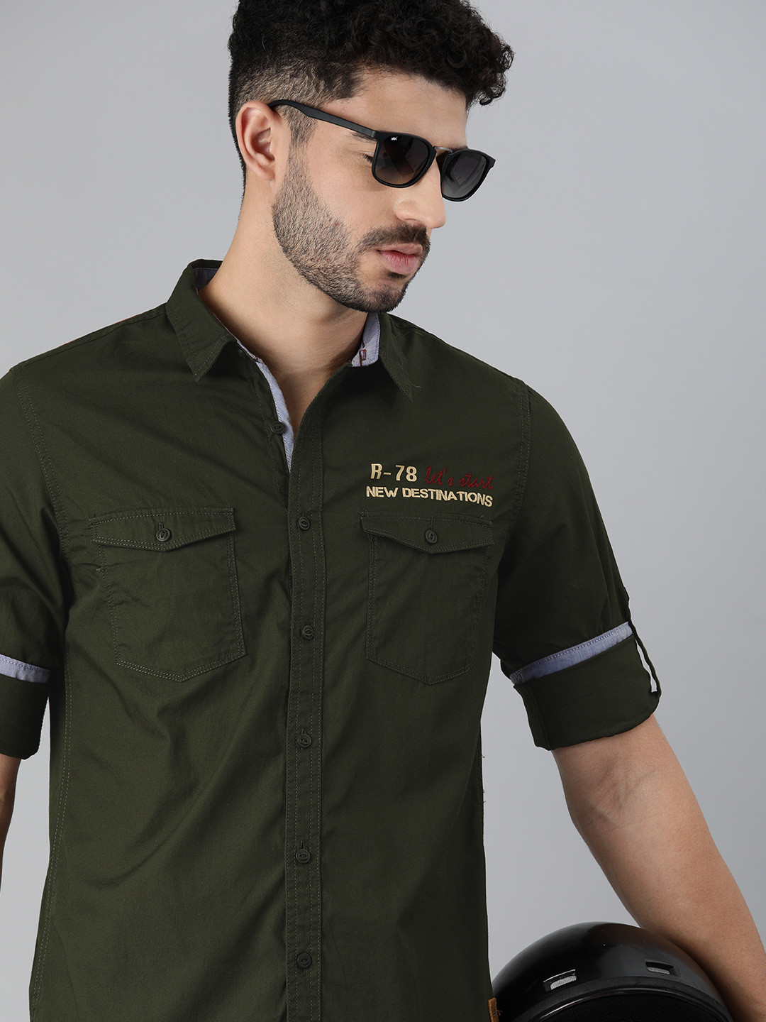The Roadster Lifestyle Co Men Olive Green Solid Casual Shirt
