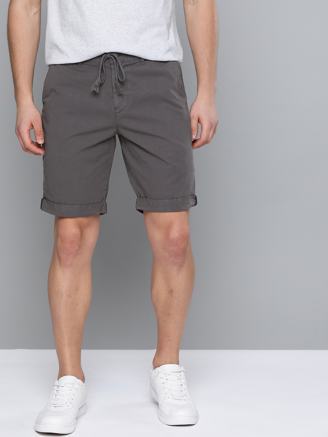 Mast and new arrivals harbour shorts