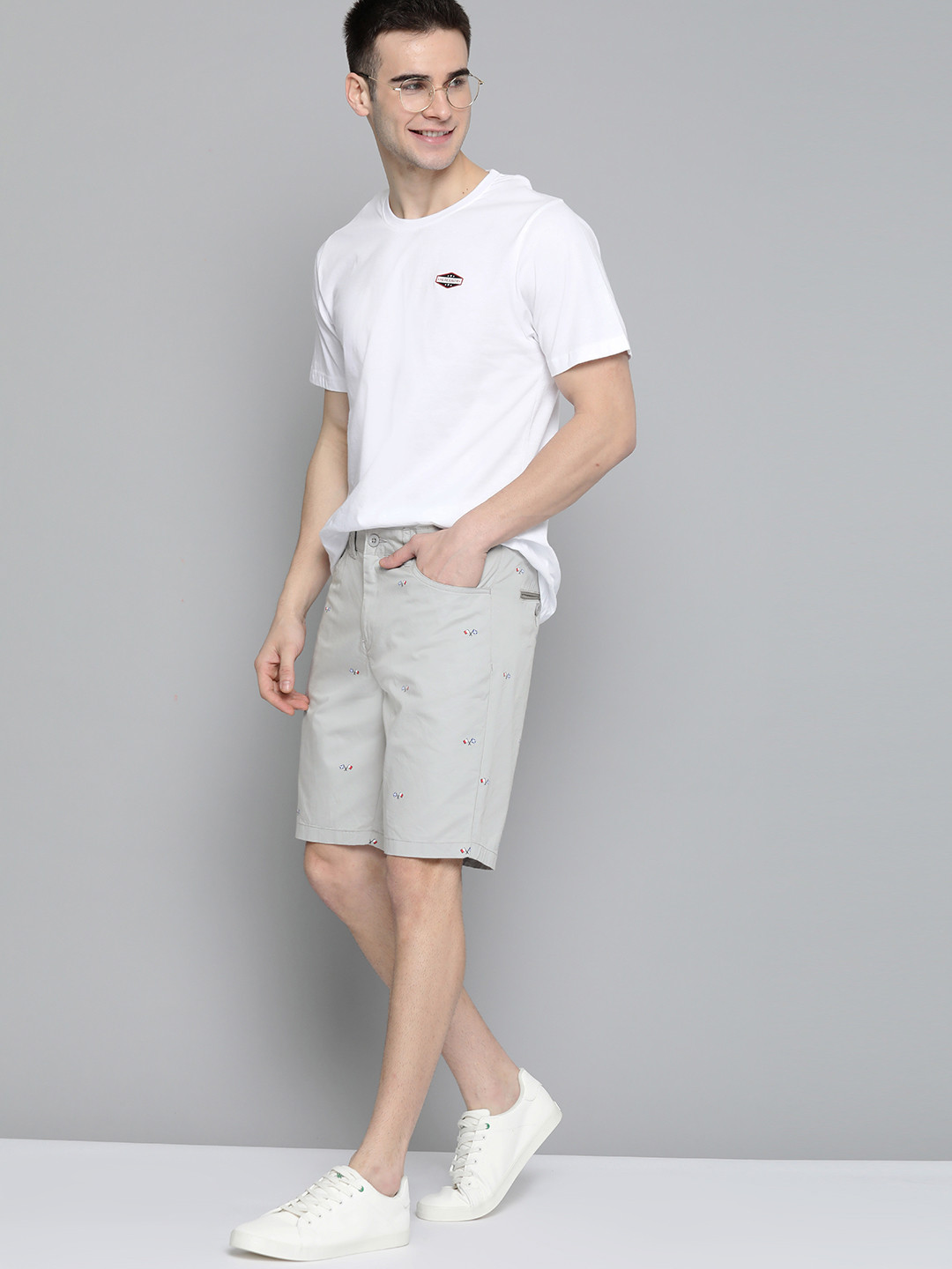 Mast & Harbour Men Grey Flag Print  Cotton Regular Fit Chino Shorts