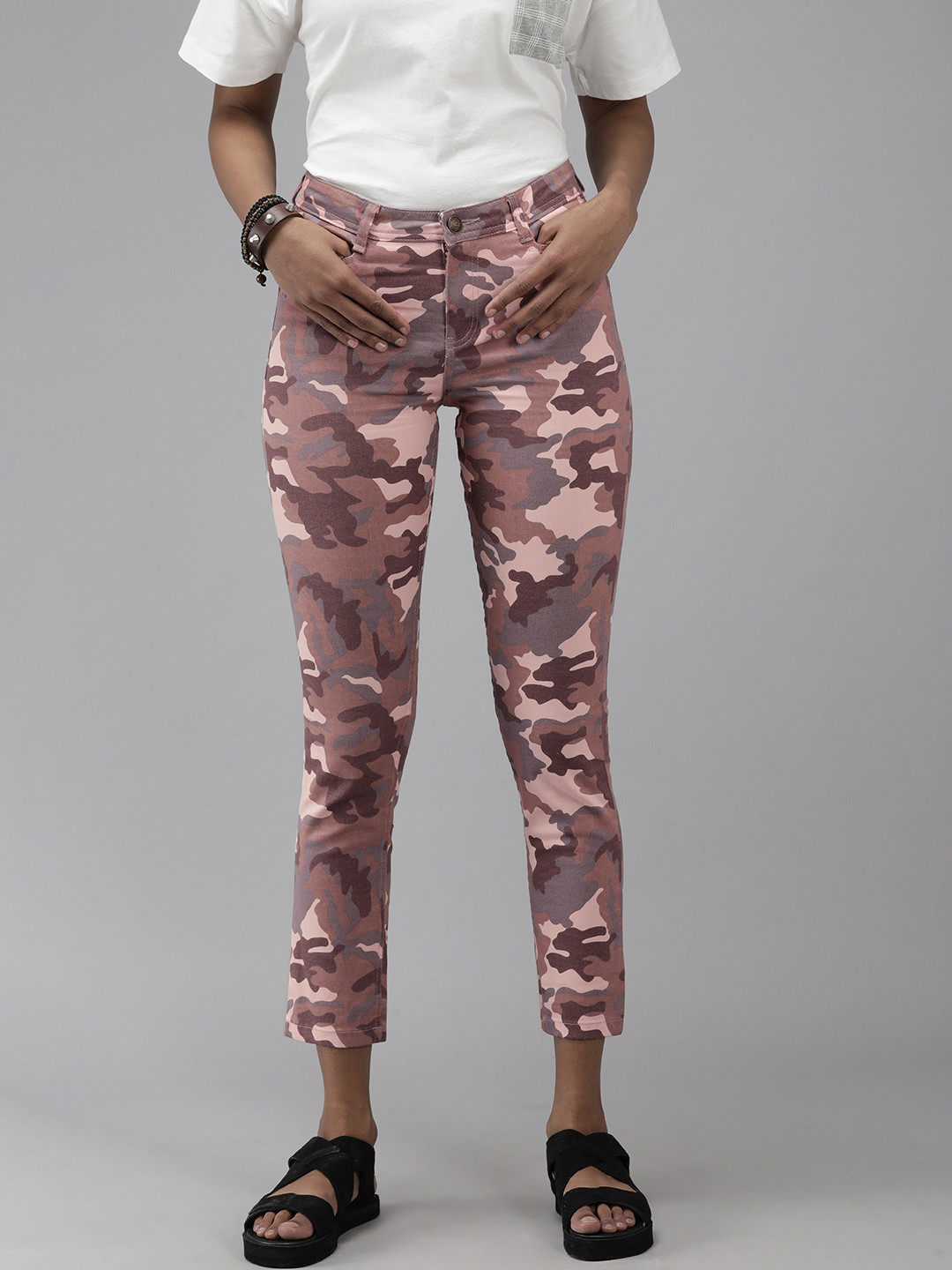 Roadster Women Pink Camouflage Printed Slim Fit Chinos Trousers