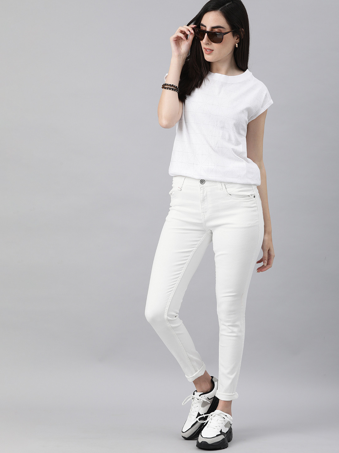 Roadster Women White Skinny Fit High-Rise Stretchable Jeans