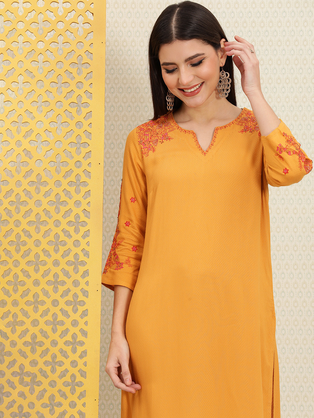 House of Pataudi Women Mustard Yellow & Pink Patterned Rozana Kurta