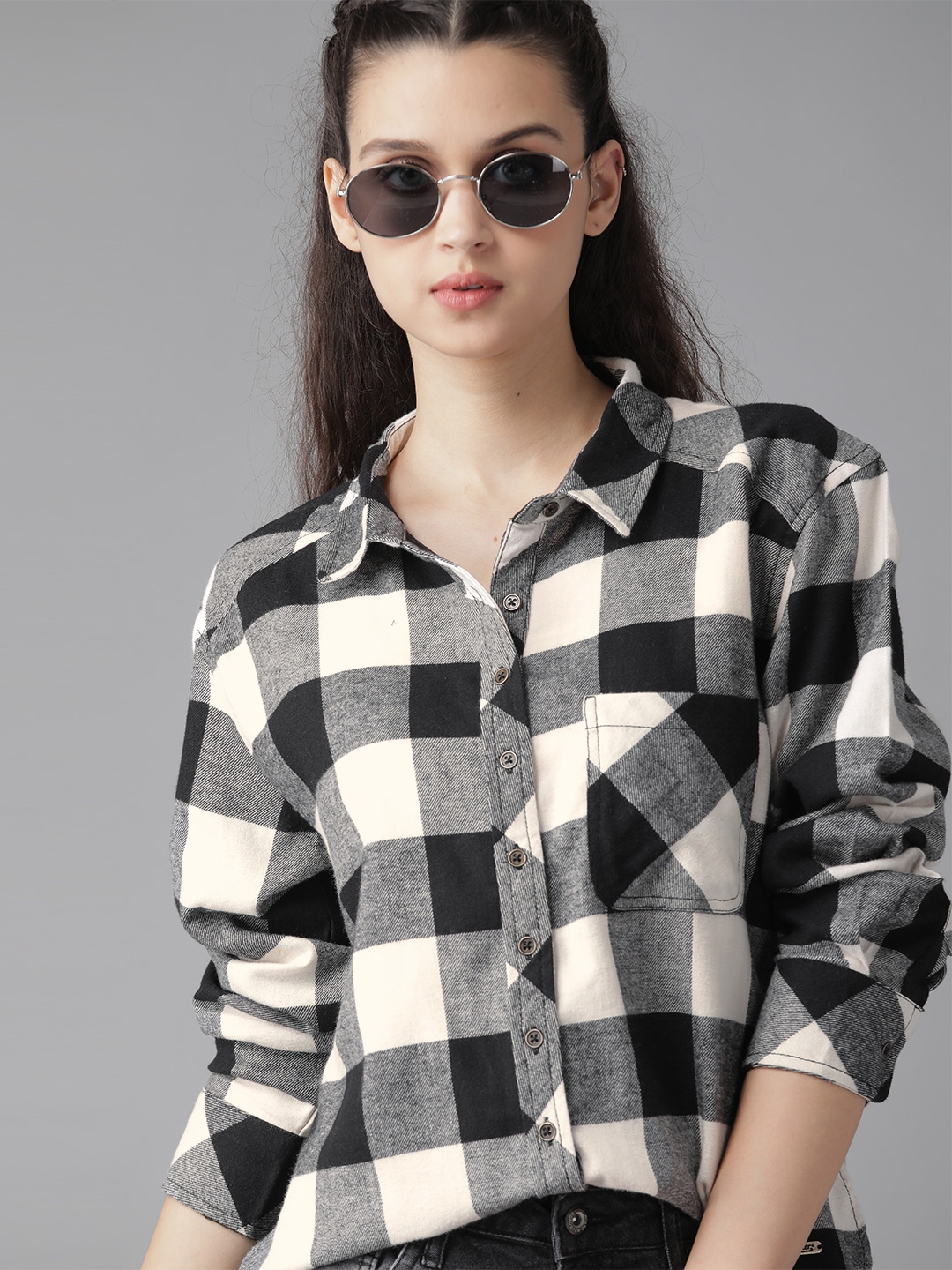 Buy Roadster Women Black White Regular Fit Checked Cotton Casual Shirt Shirts for Women 13722908 Myntra