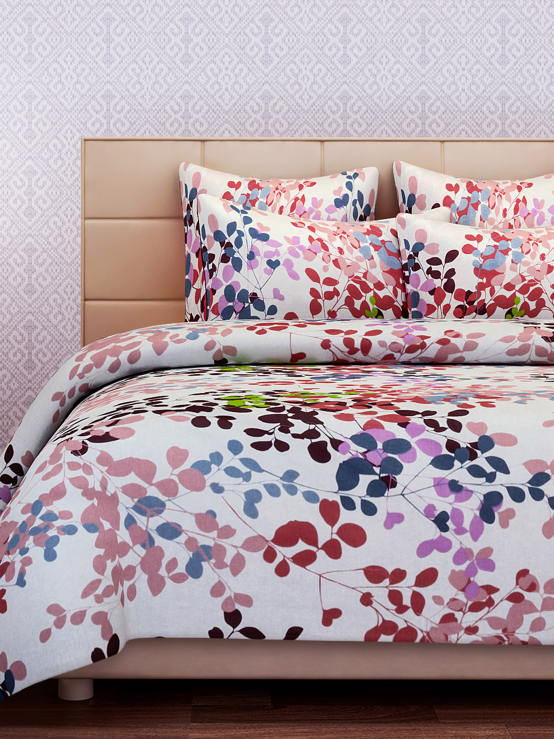 SEJ by Nisha Gupta White Leaf Pure Cotton 144 TC King Bedsheet with 2 Pillow Covers-220 x 240 cm