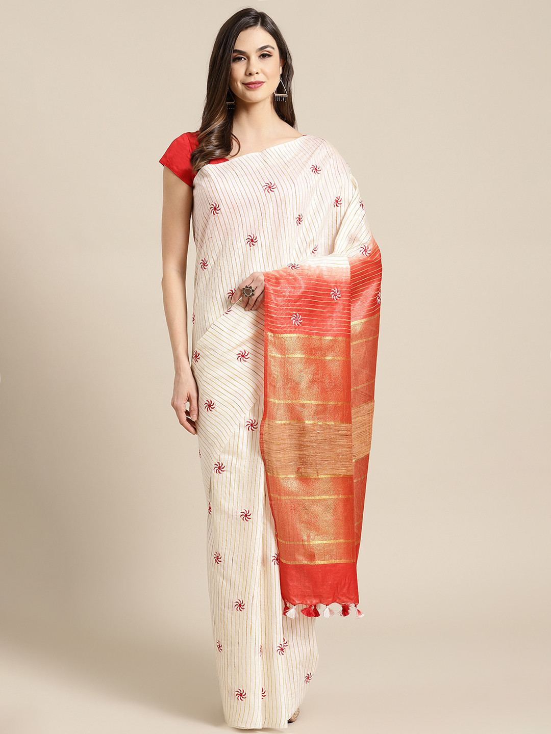 Kalakari India Off-White & Red Handloom Jute Silk Embroidered Bhagalpuri Saree