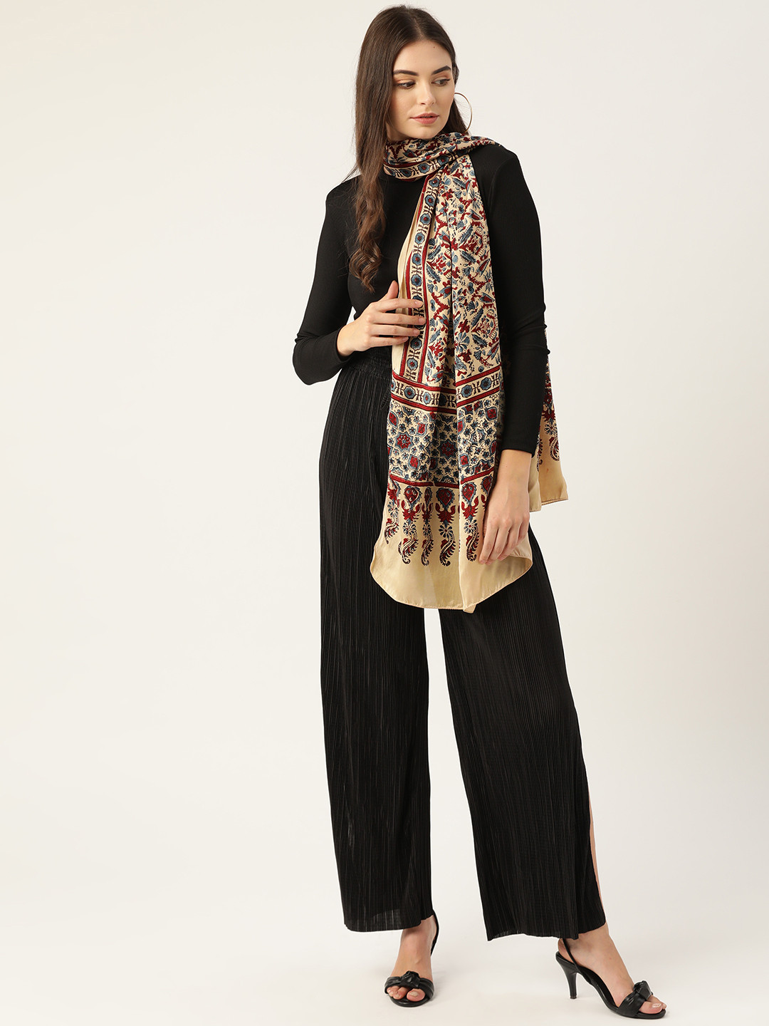 Kalakari India Women Cream-Coloured & Maroon Printed Scarf