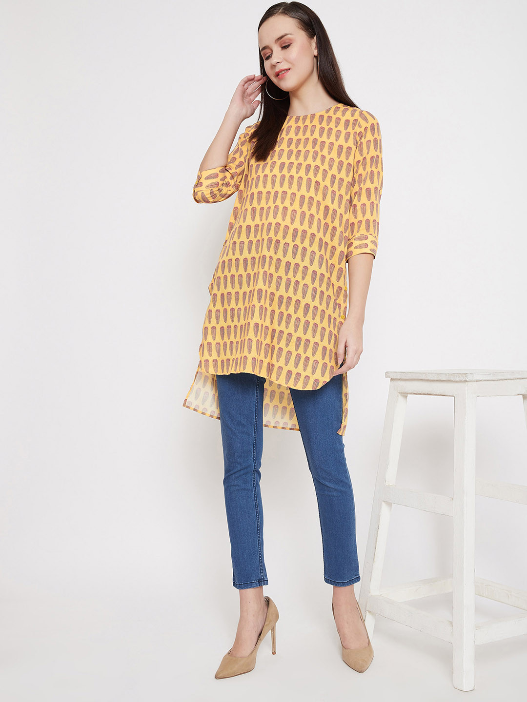 Crimsoune Club Yellow & Pink Printed High-Low Top