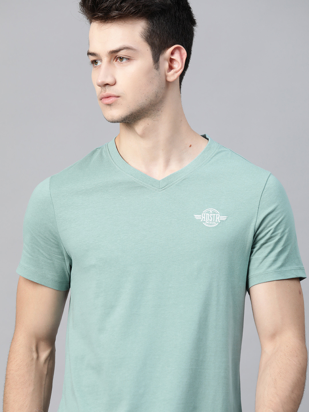 Roadster Men Blue Brand Logo V-Neck Pure Cotton T-shirt