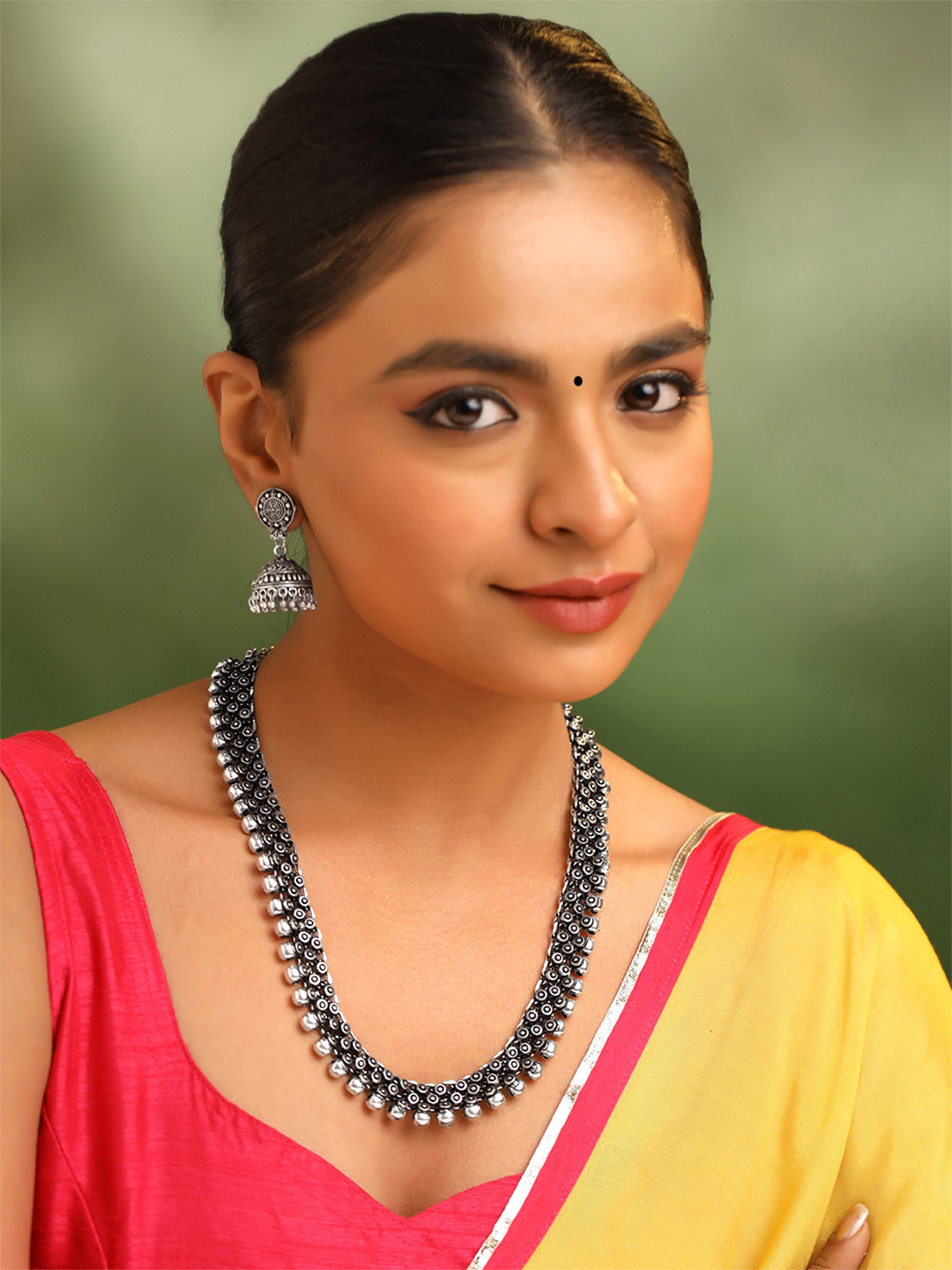 Yellow Chimes Oxidised Silver-Toned Oxidised Kolhapuri Work Jewellery Set