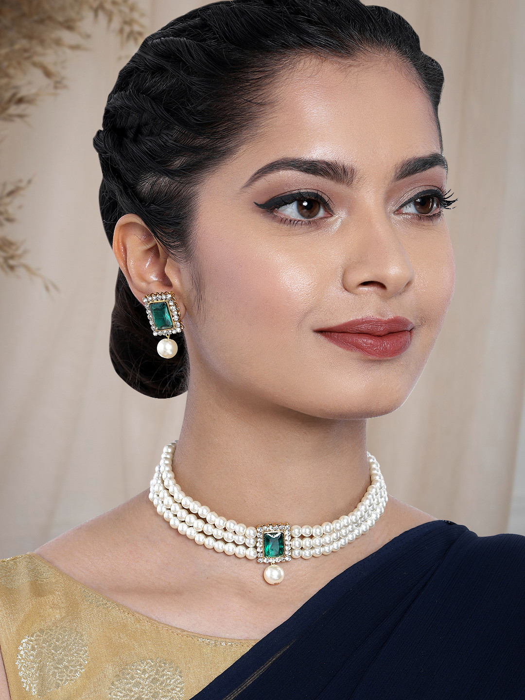 Peora White & Green Gold Plated Kundan Jadau Jewellery Set