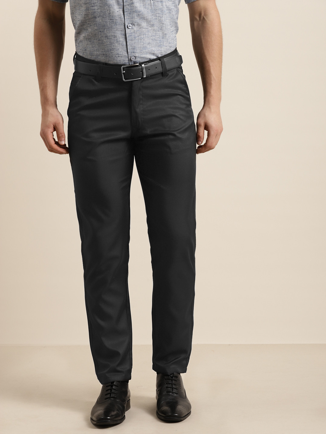 SOJANYA Men Black Smart Straight Fit Solid Formal Trousers