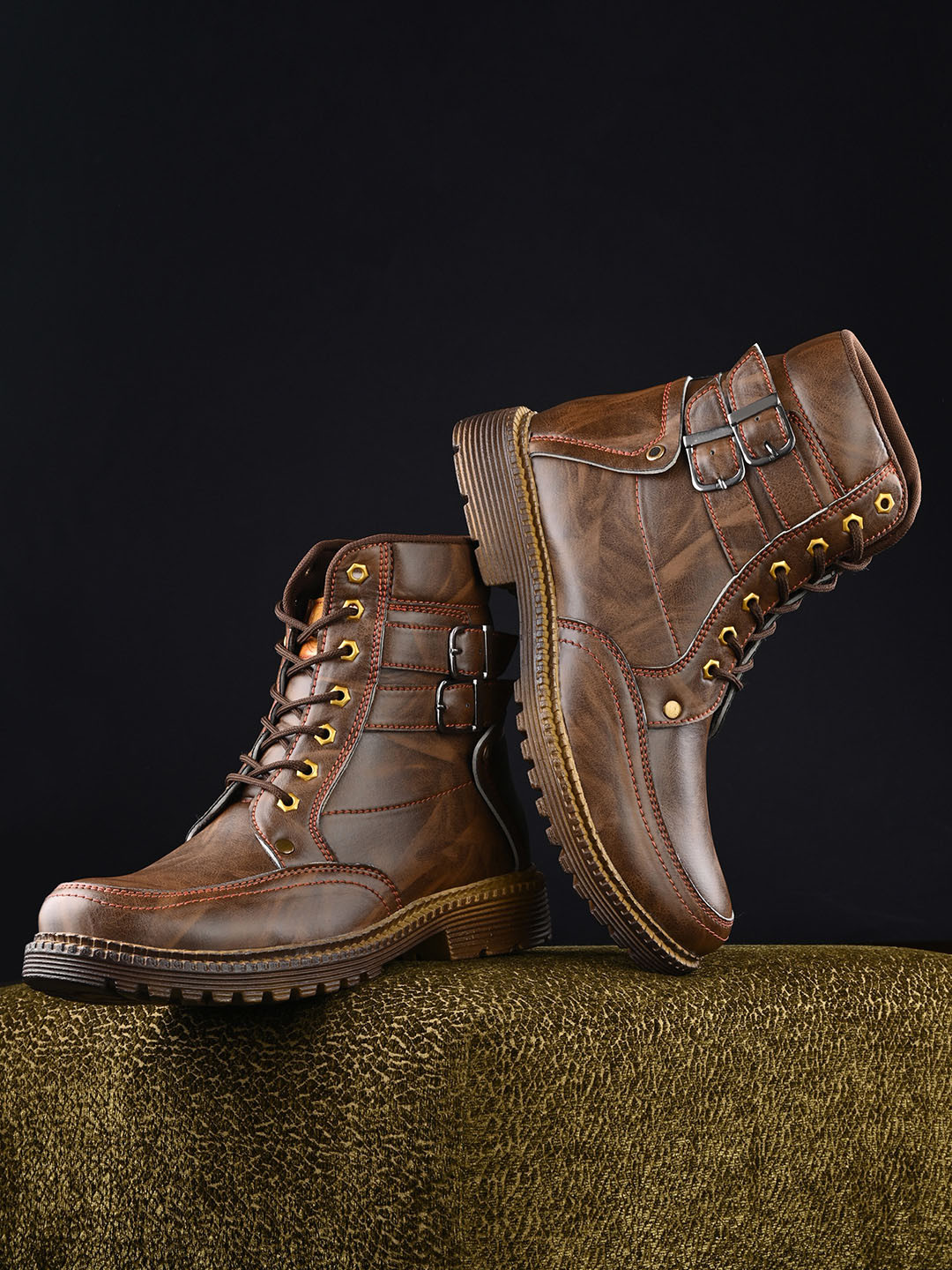 Big fox Men Brown Solid Flat Boots