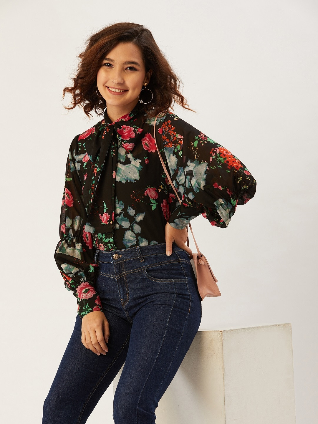 ANVI Be Yourself Women Black Floral Printed Casual Shirt