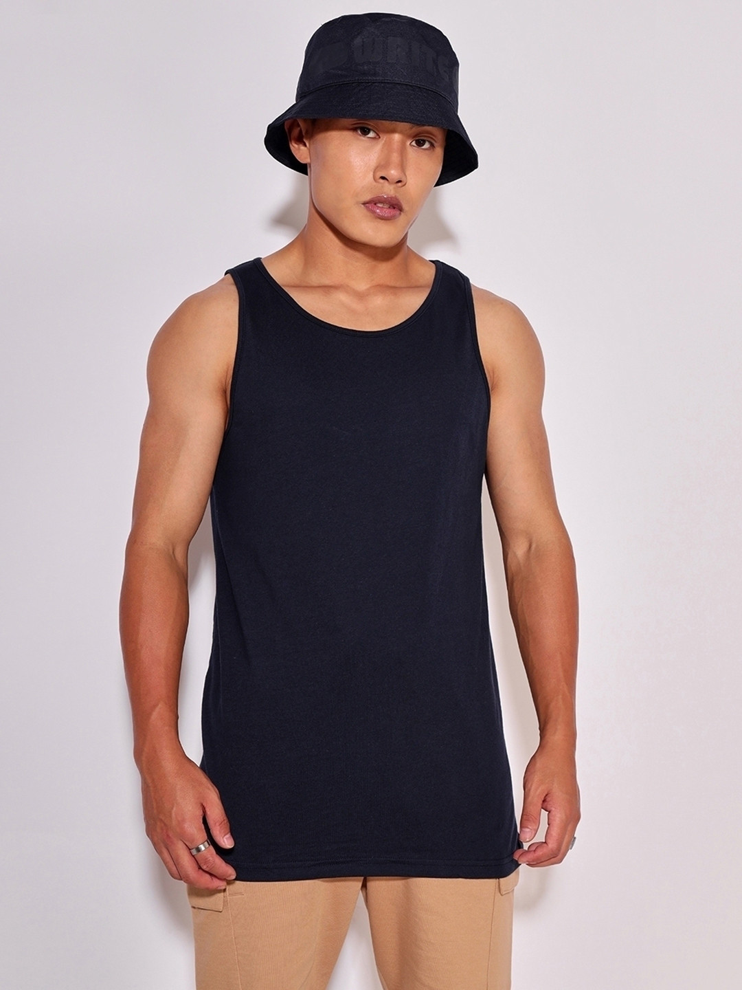 Bewakoof Men Navy Blue Solid Round Neck Innerwear Vest