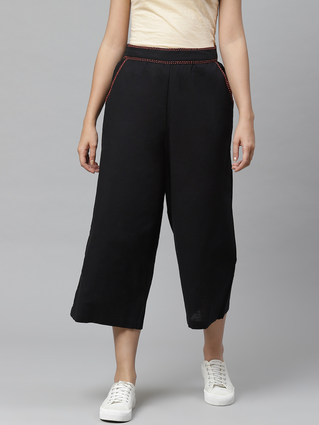 VARUSHKA Women Black Loose Fit Solid Cropped Parallel Trousers