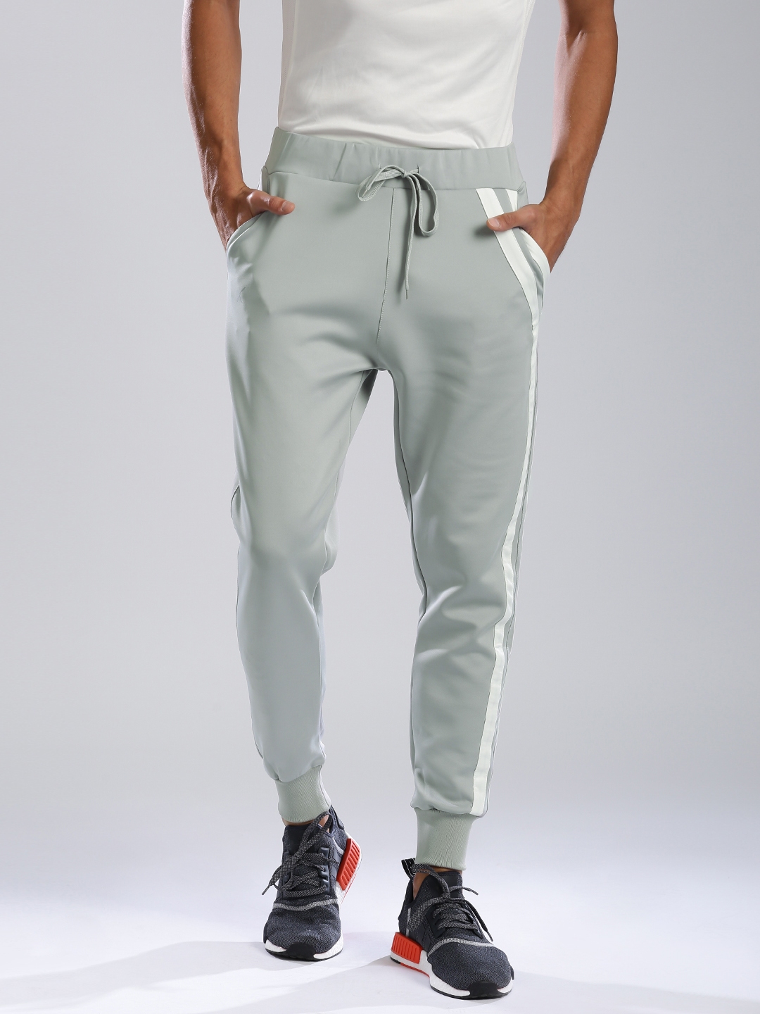 hrx track pants myntra