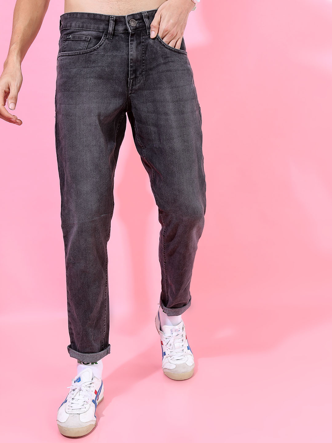 HIGHLANDER Men Charcoal Grey Slim Tapered Fit Heavy Fade Stretchable Jeans